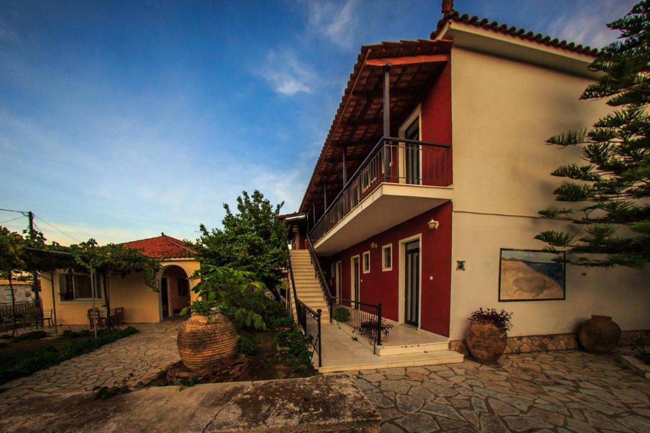 Christina Studios ลากานาส ภายนอก รูปภาพ